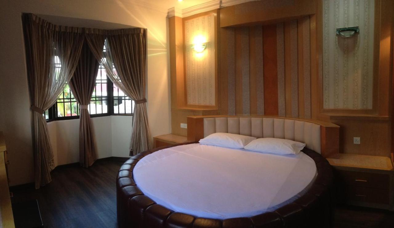 OYO 90019 Homestay Muar Exterior foto