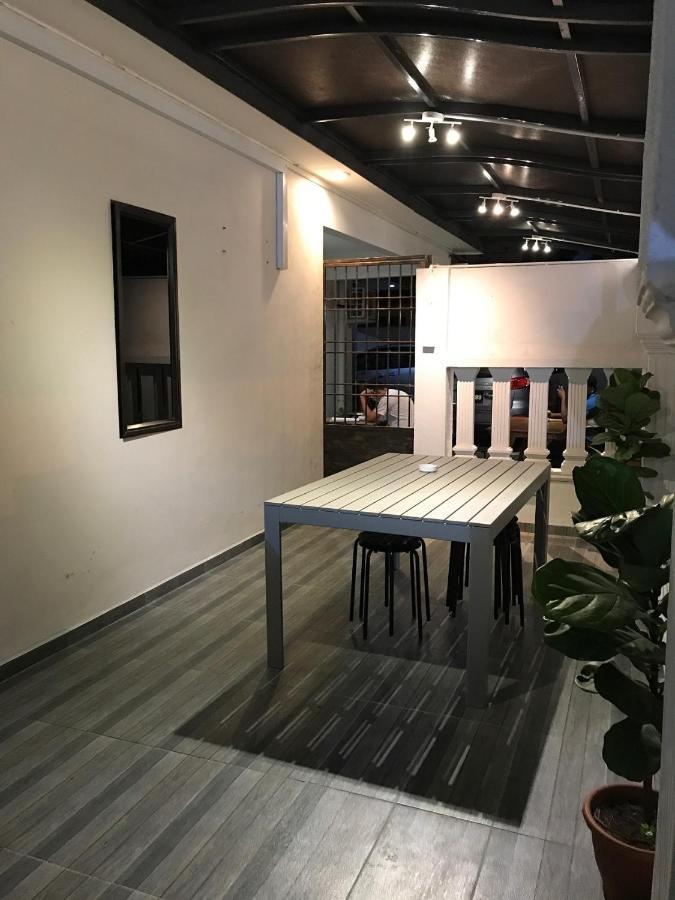 OYO 90019 Homestay Muar Exterior foto