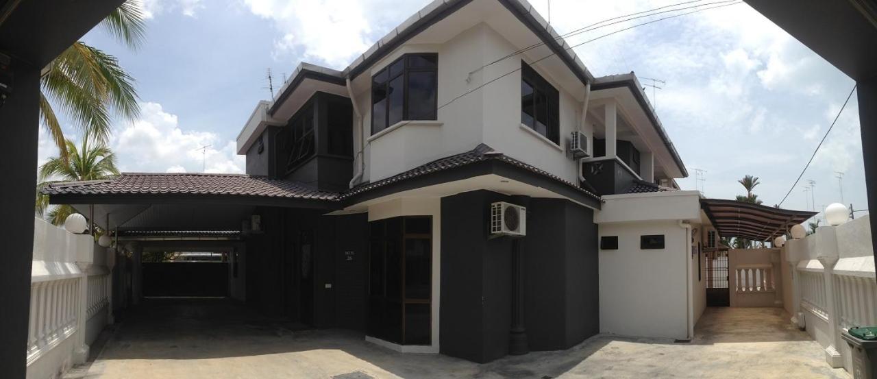 OYO 90019 Homestay Muar Exterior foto