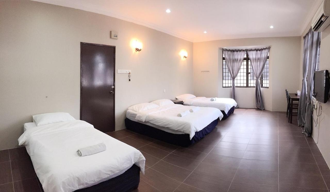OYO 90019 Homestay Muar Exterior foto